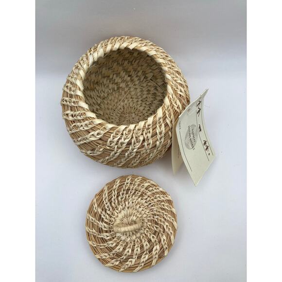 Papago Indian Basket with Lid Tohono O'odham The People of the Desert - Picture 2 of 9